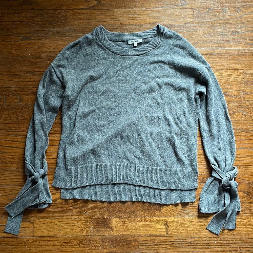 Madewell Gray Crewneck Sweater with Tie Sleeves